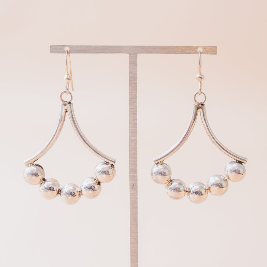 Sterling Silver Swirl Casquillas Earrings